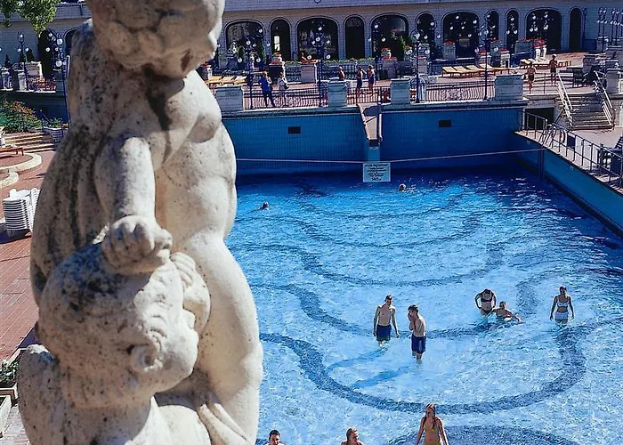 Danubius Gellert Отель 4*